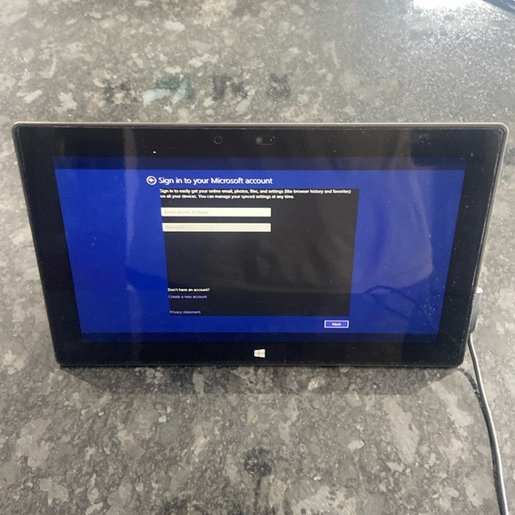 Microsoft surface RT 32GB - Picture 1 of 1